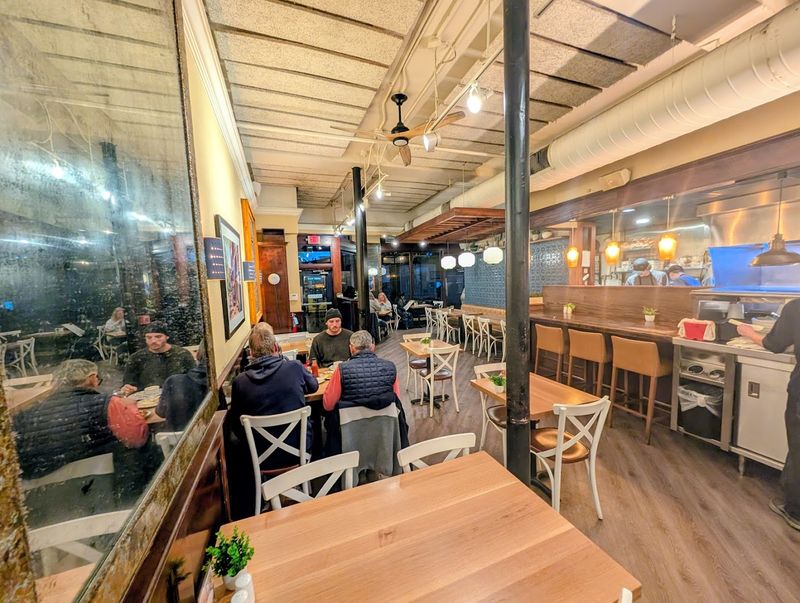Warm Atmosphere and Inviting Country Kitchen Vibe