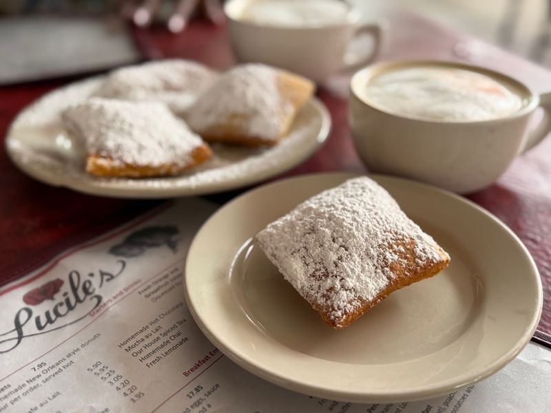 Warm Beignets with Homemade Blueberry Jam Warm Beignets with Homemade Blueberry Jam