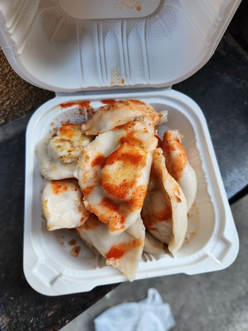 What Over 1,200 Reviewers Are Saying About This Tiny Spot