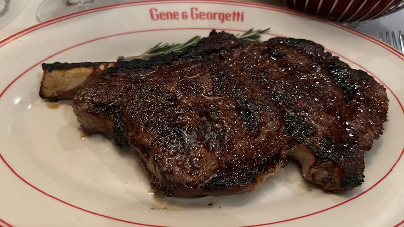 Why Gene & Georgetti Belongs on Every Chicago Itinerary