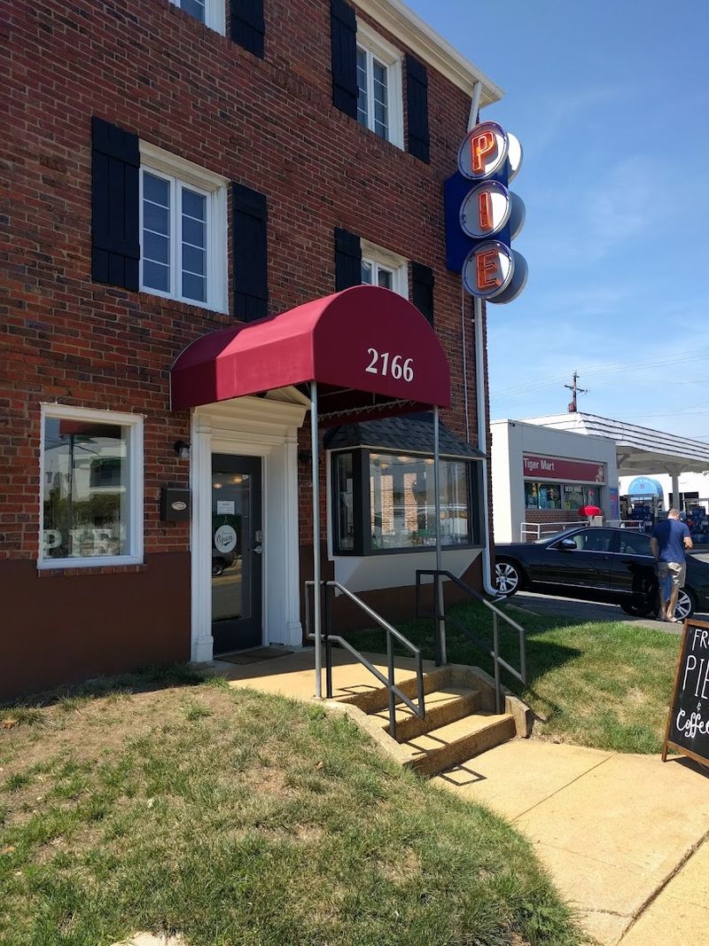 Why Livin' The Pie Life Is a True Arlington Gem