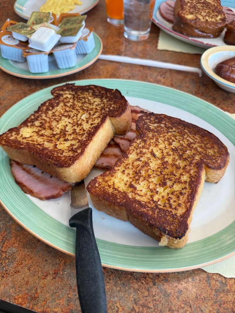 Why Metro 29 Diner Deserves a Spot on Your Bucket List