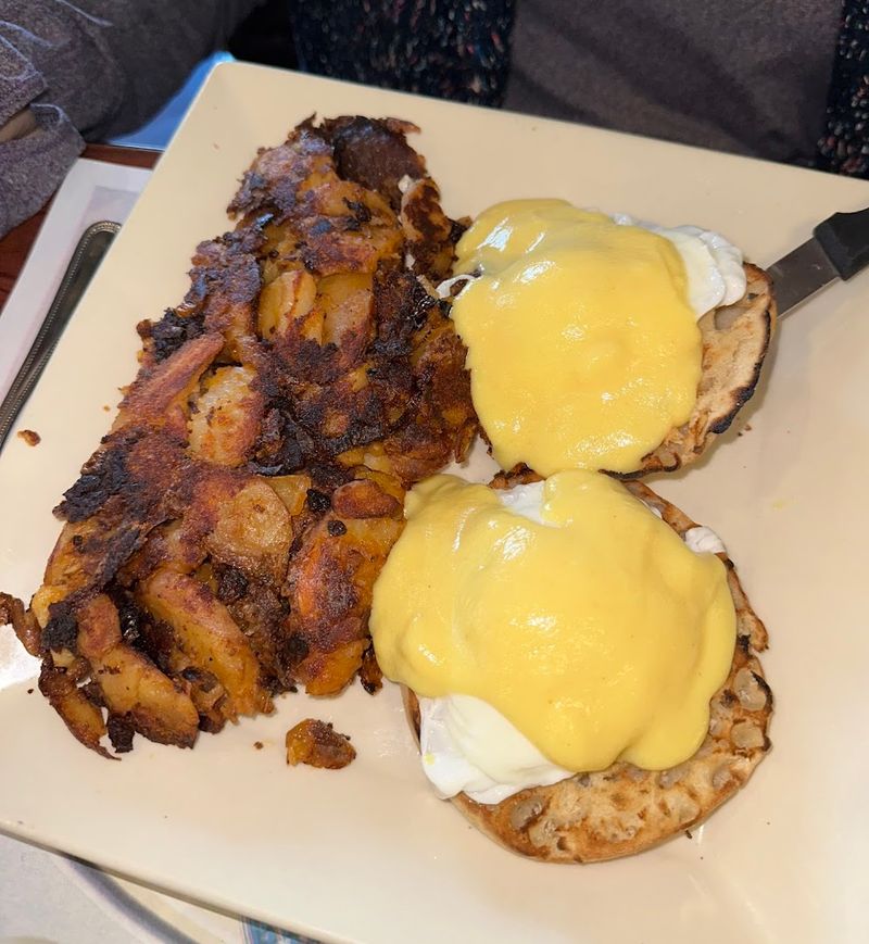 Why Premier Diner Has Over 2,400 Five-Star Fans