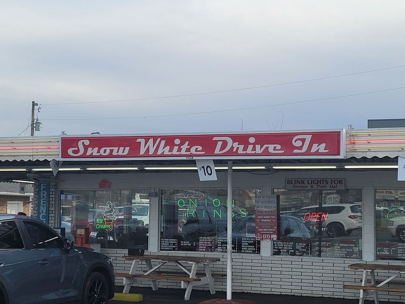 Why Snow White Drive In Keeps Drawing People Back Why Snow White Drive In Keeps Drawing People Back