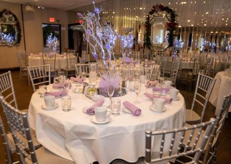Why Steven's Is the Perfect Date Night Destination