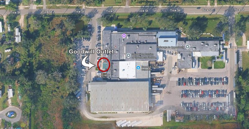 Why This Outlet Keeps Shoppers Coming Back Again and Again