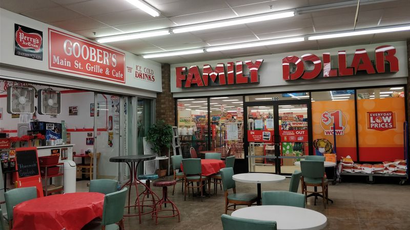 Why Thousands of Shoppers Keep Coming Back