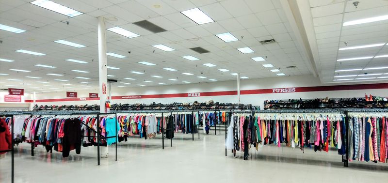 Why Thursday Is the Secret Weapon for Smart Shoppers