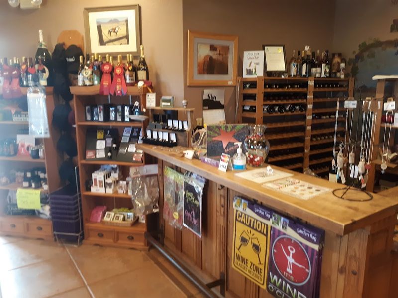 Wine Souvenirs and Keepsakes to Take the Memory Home Wine Souvenirs and Keepsakes to Take the Memory Home