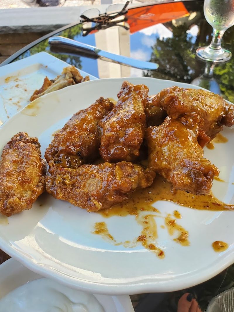 Wings and Apps That Keep People Coming Back Wings and Apps That Keep People Coming Back