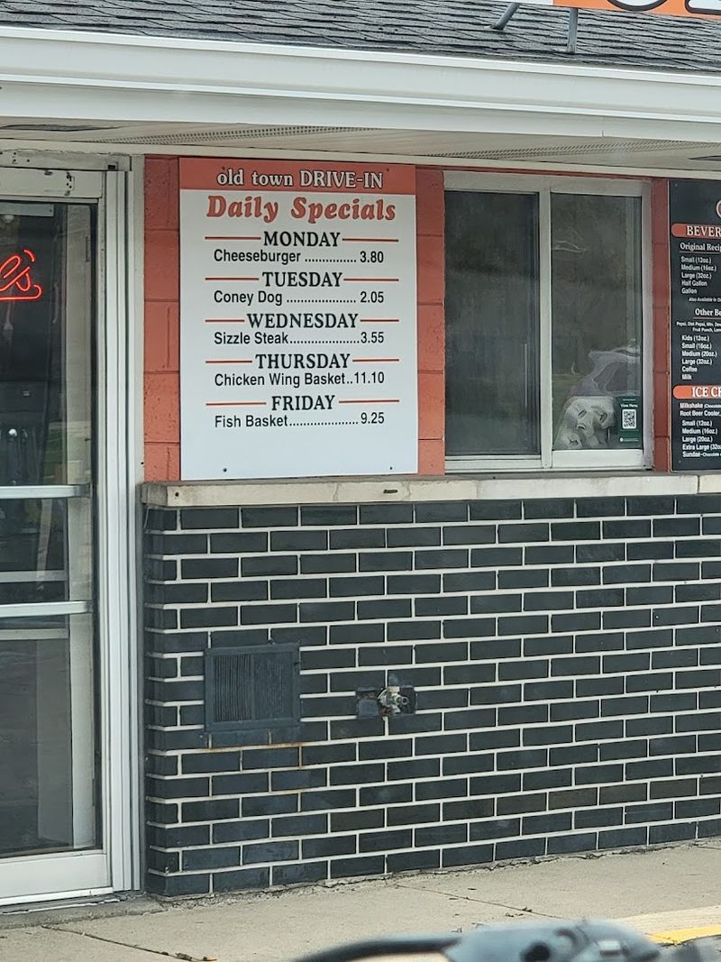Wings and Daily Specials Worth Watching For
