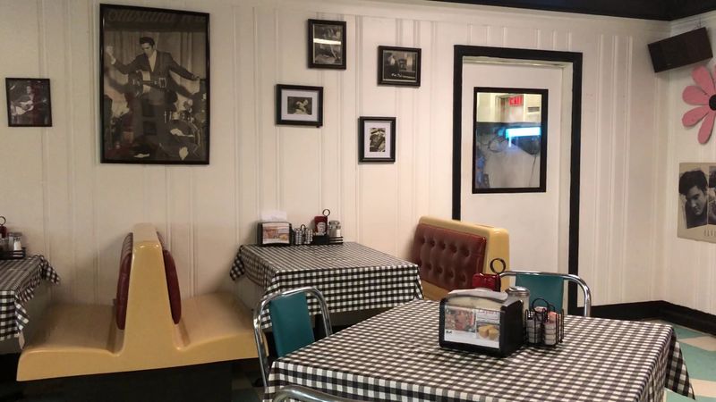 1950s Elvis Vibe Inside the Dining Room