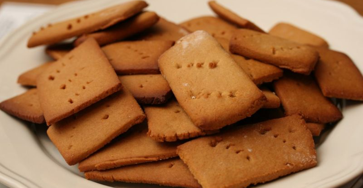 20 Foods People Refuse to Admit Taste Better Straight From the Package