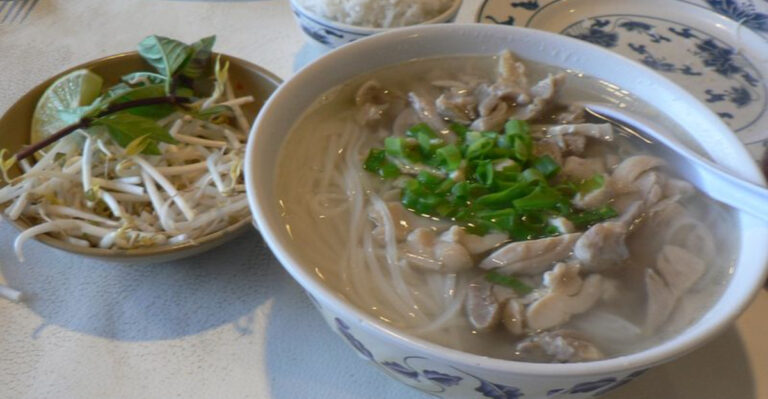 21 Old-School Suppers That Kept Families Full Without Emptying Their Wallets
