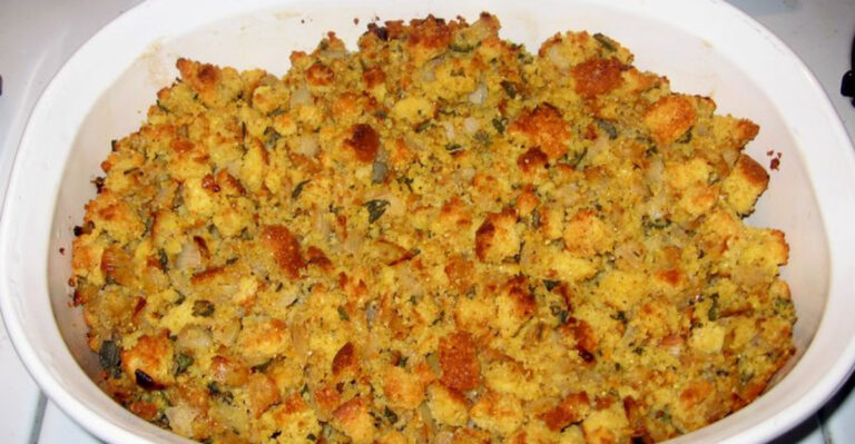 22 Grandma Recipes That Didn’t Need Fancy Ingredients to Beat Modern Cooking