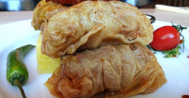 22 Meals That Quietly Faded Away When Homemade Stopped Being the Default
