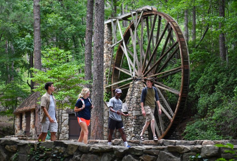 40 Miles of Hiking Trails Through Stunning Wilderness