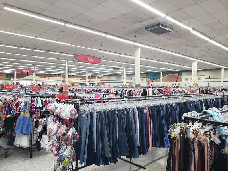50% Off Sale Days That Shoppers Live For 50% Off Sale Days That Shoppers Live For