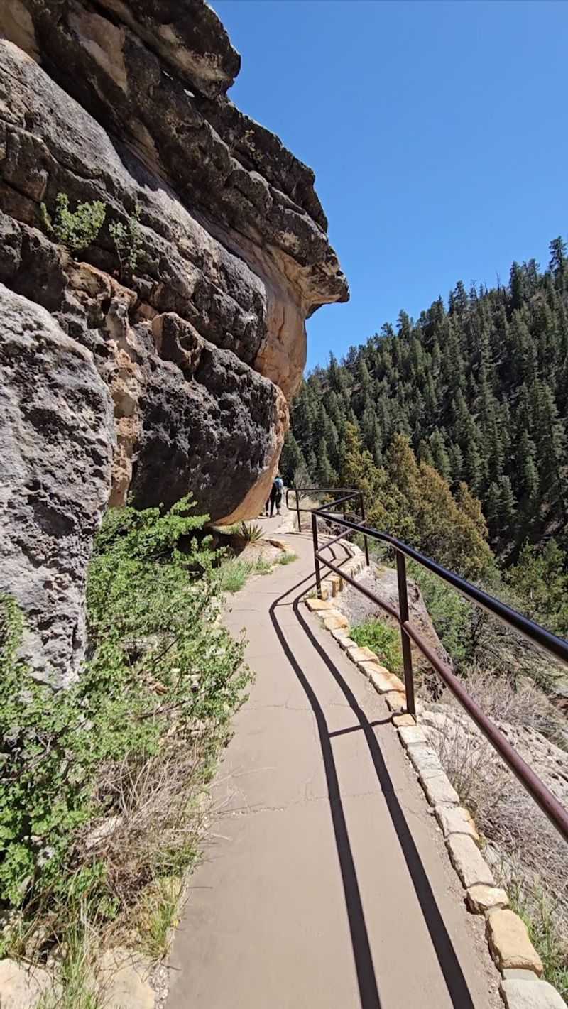 736 Stairs: What to Expect on the Descent and Climb