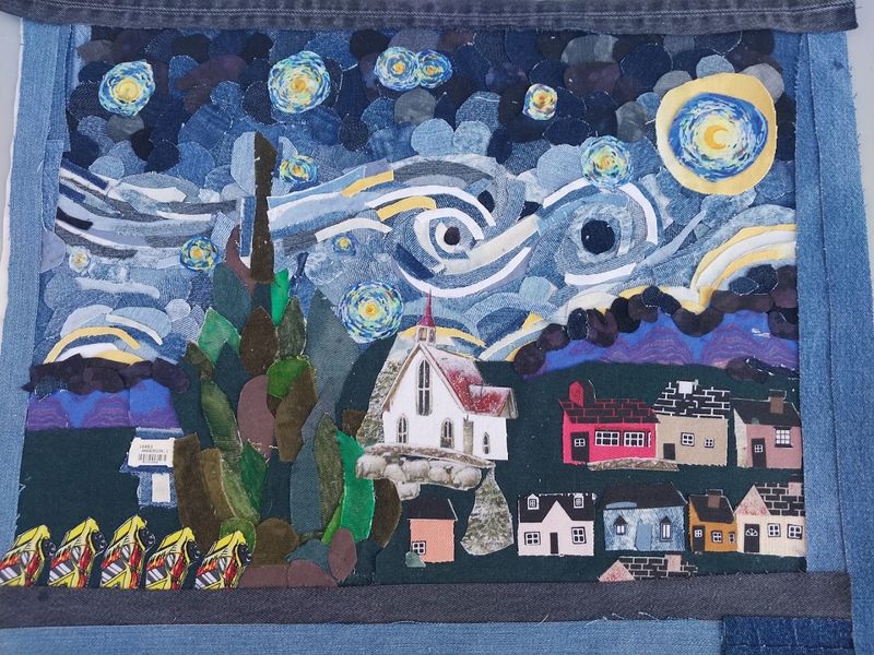 A Beautiful Display Quilt That Greets You at the Door A Beautiful Display Quilt That Greets You at the Door