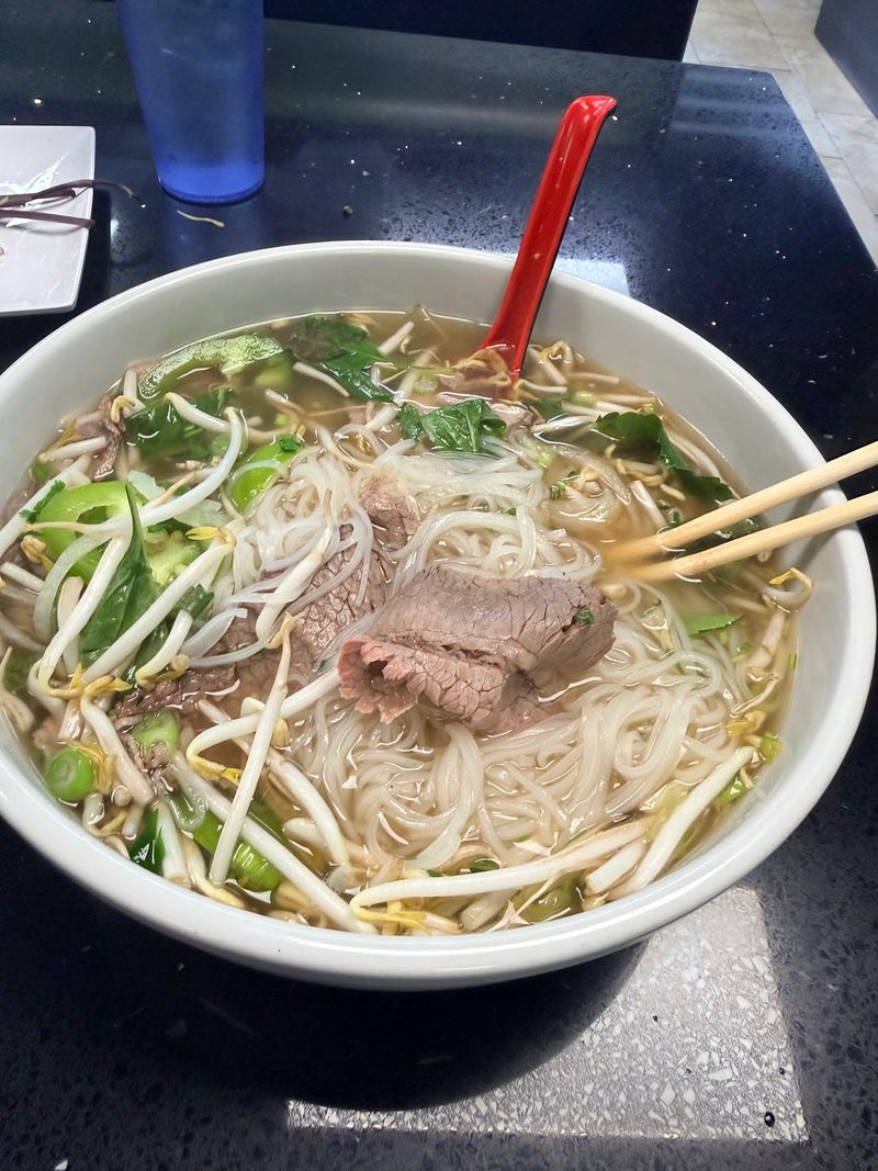 A Broth That Keeps People Coming Back