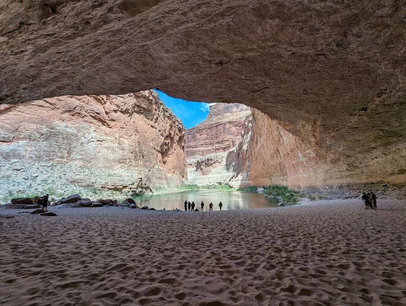 A Cave So Big It Defies Belief A Cave So Big It Defies Belief