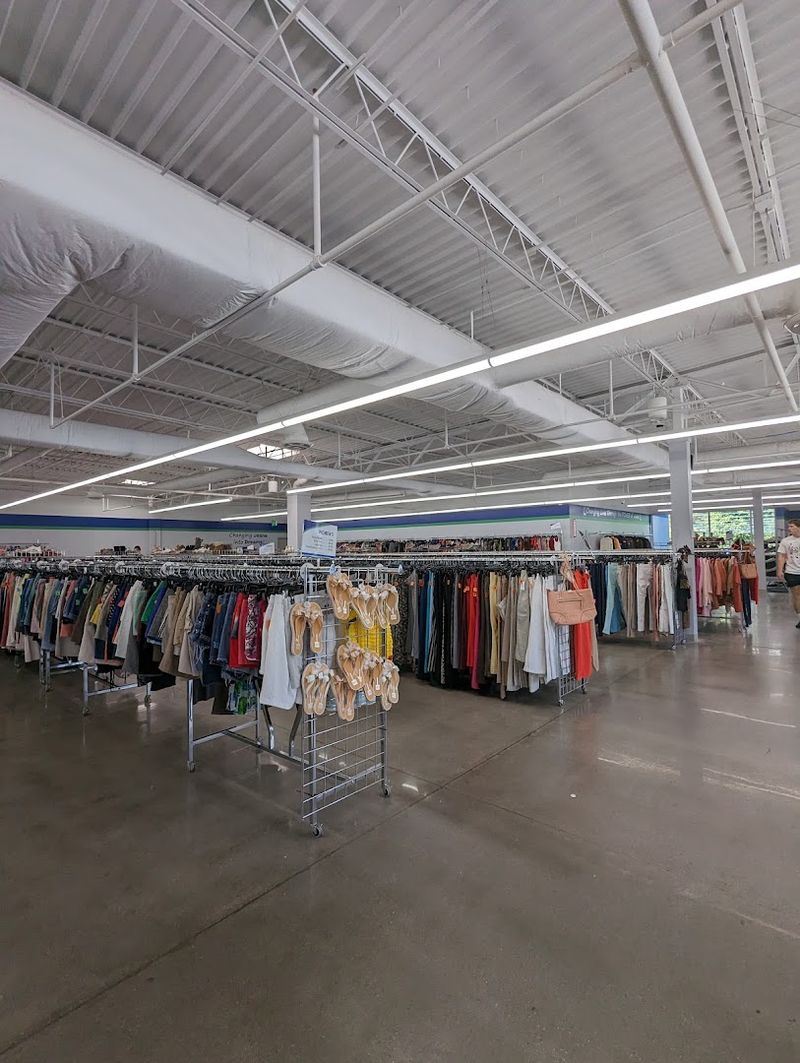 A Clean and Spacious Store Layout Worth Noting