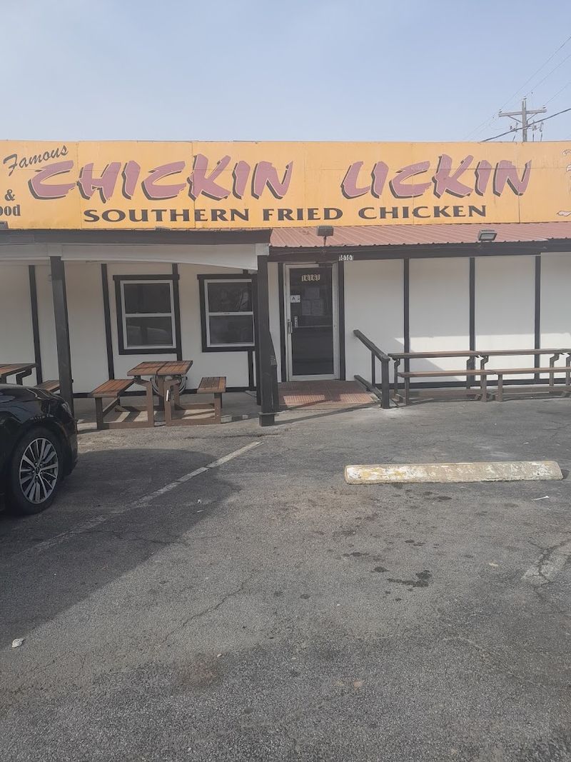 A Community Favorite With Nearly 2,000 Reviews A Community Favorite With Nearly 2,000 Reviews