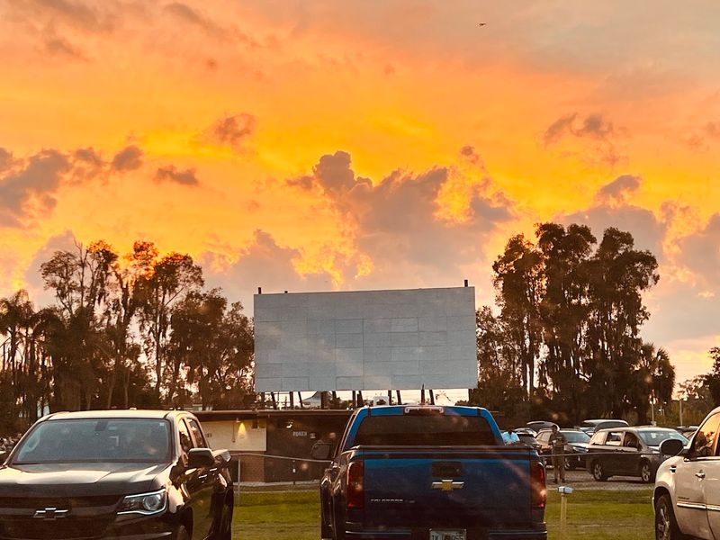 A Community That Rallied to Save Its Beloved Screen A Community That Rallied to Save Its Beloved Screen