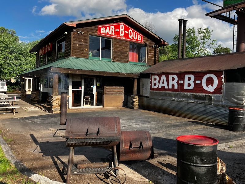 A Drive-Thru That Moves Fast and Delivers Fresh
