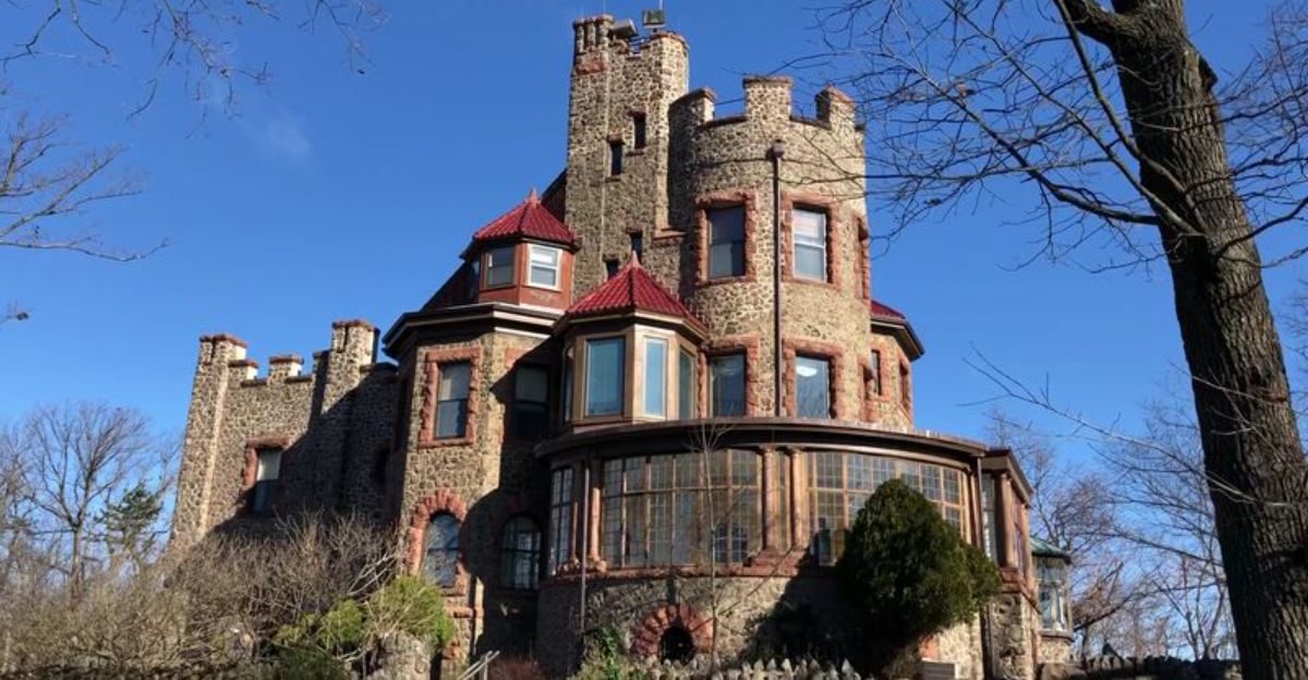 A Fairytale Castle in New Jersey Looks Like Something Straight Out of A Disney Movie