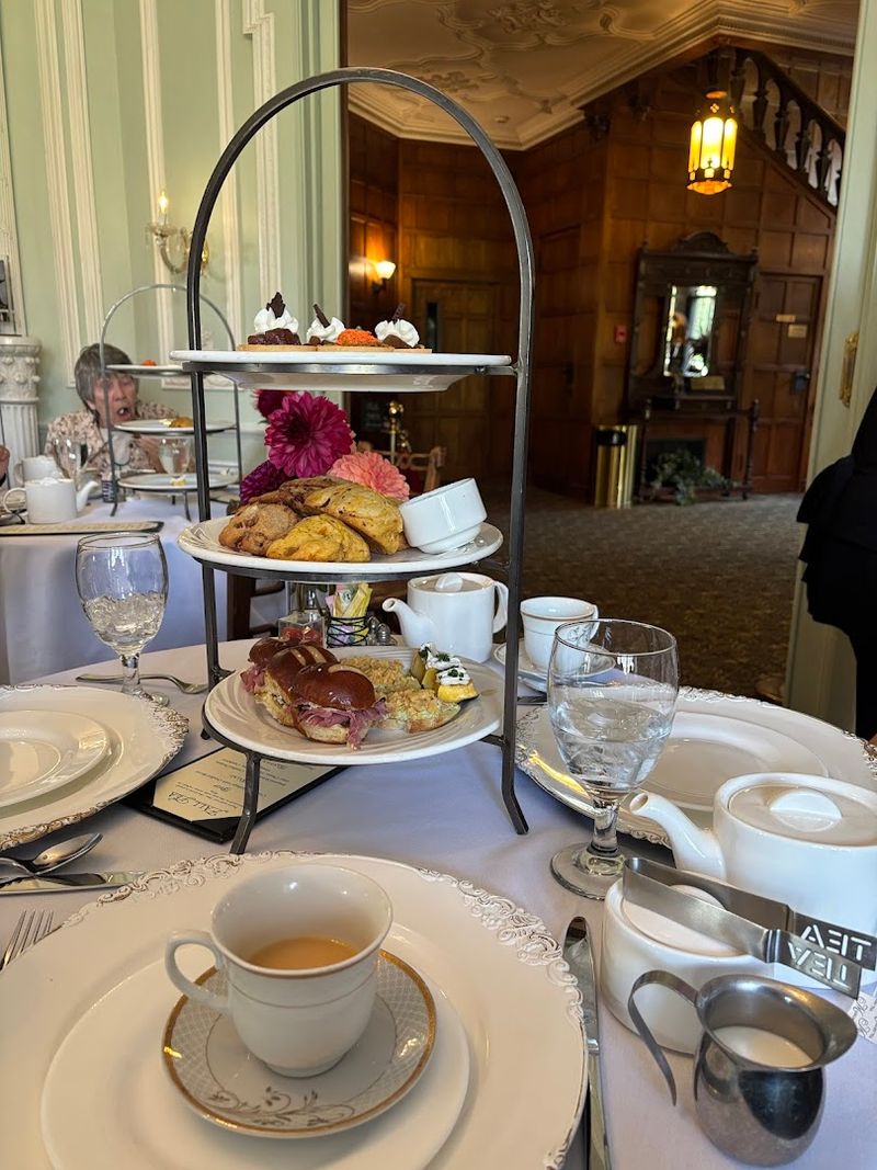 A Free Breakfast Fit for Royalty A Free Breakfast Fit for Royalty