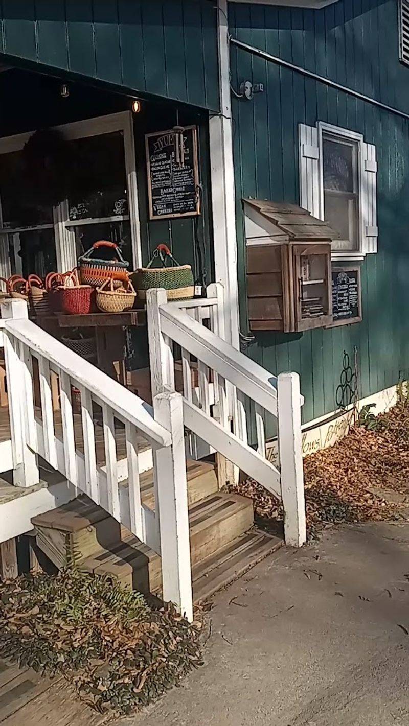 A Free Little Library That Adds a Magical Touch
