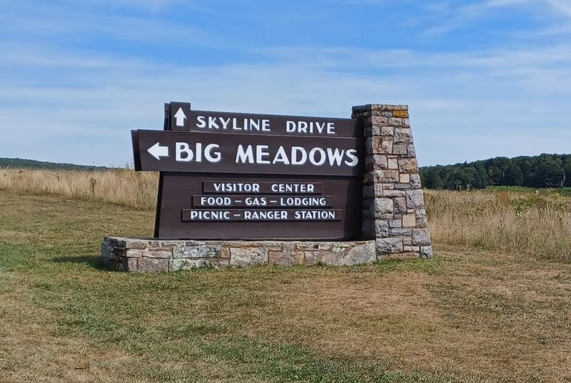 A Gas Station and Visitor Center Right at the Campground Entrance A Gas Station and Visitor Center Right at the Campground Entrance
