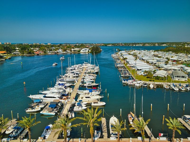 A Gateway to Sarasota's Culture and Amenities