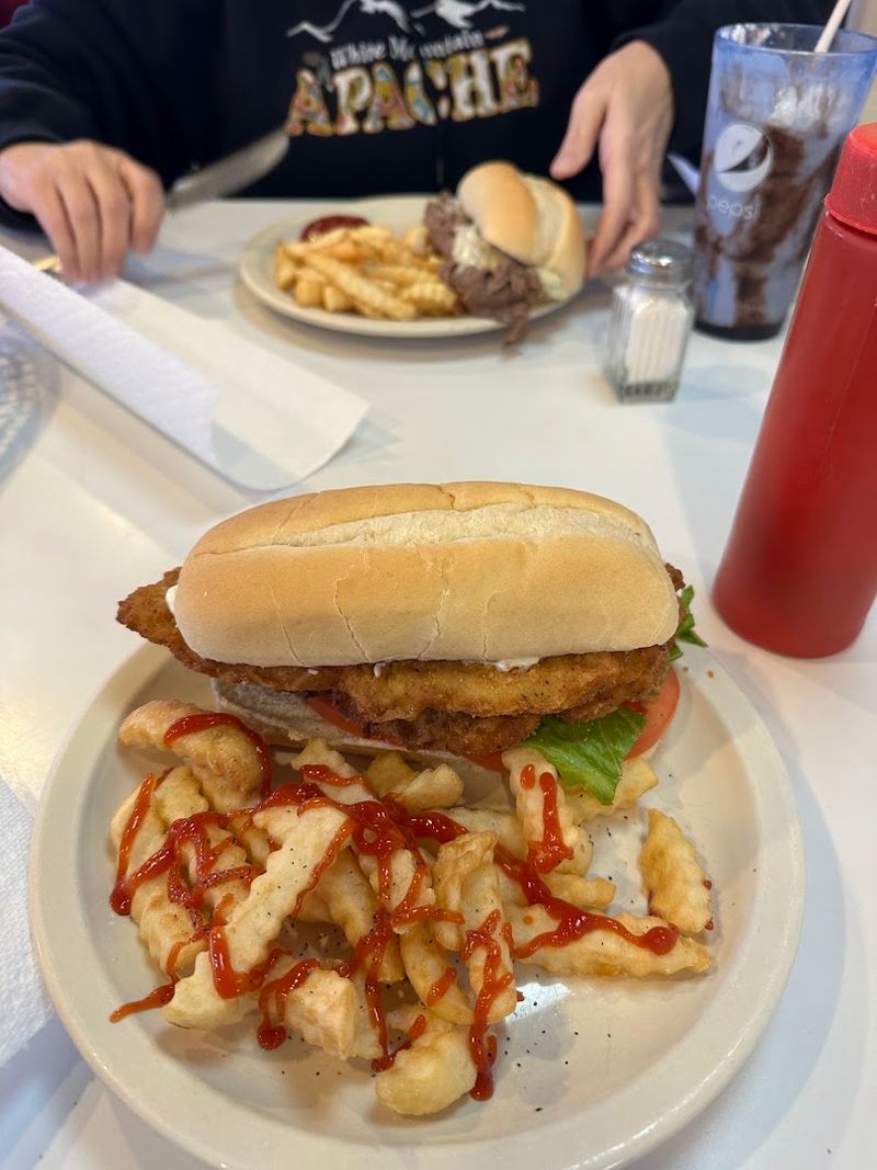 A Kid-Friendly Menu That Actually Delivers