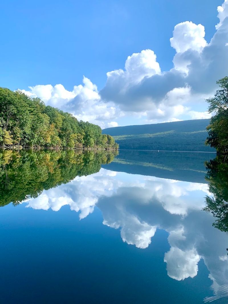 A Lake That Steals the Show