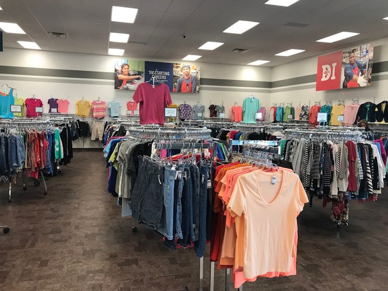 A Level of Cleanliness That Will Completely Change Your Thrift Store Expectations A Level of Cleanliness That Will Completely Change Your Thrift Store Expectations