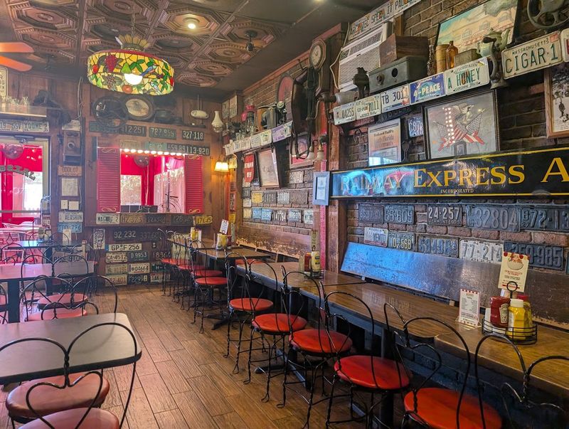 A Living Time Capsule of Vintage American Charm A Living Time Capsule of Vintage American Charm