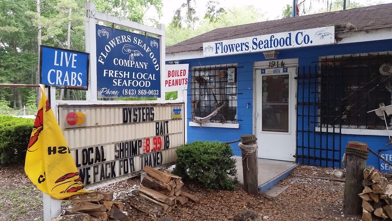 A Local Institution With 25 Years of Loyal Fans