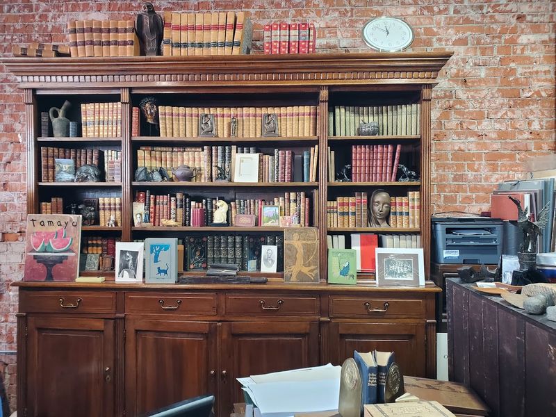 A Museum-Like Experience That Goes Beyond Simple Shopping