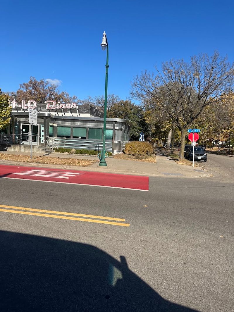 A Neighborhood Gem on East Lake Street
