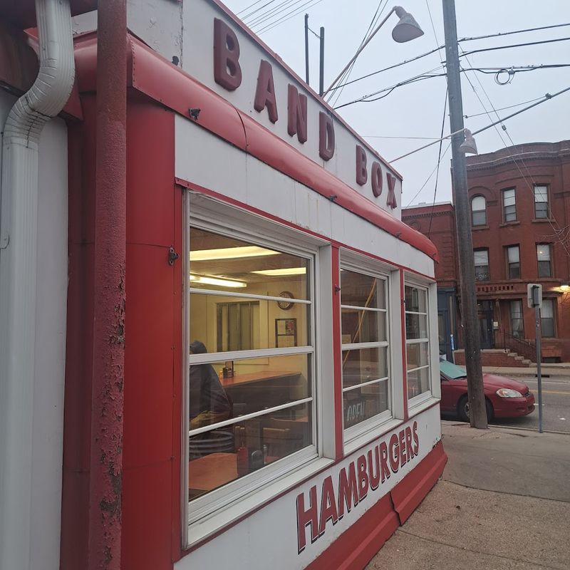 A Neighborhood Institution That Earns Its Loyalty
