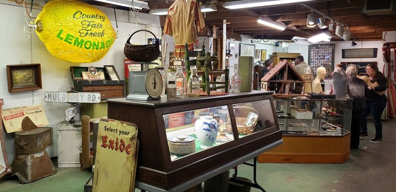 A Nostalgic Atmosphere That Transports You Back in Time