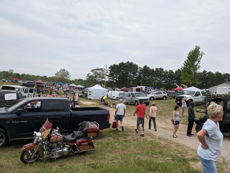 A One-of-a-Kind Outdoor Shopping Experience