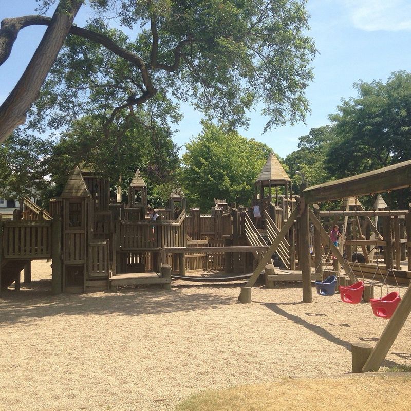 A Place Where Kids Still Play Outside Until the Street Lights Come On