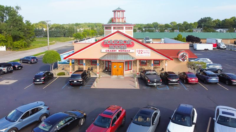 A Restaurant With 50 Years of History That Still Feels Like a Discovery