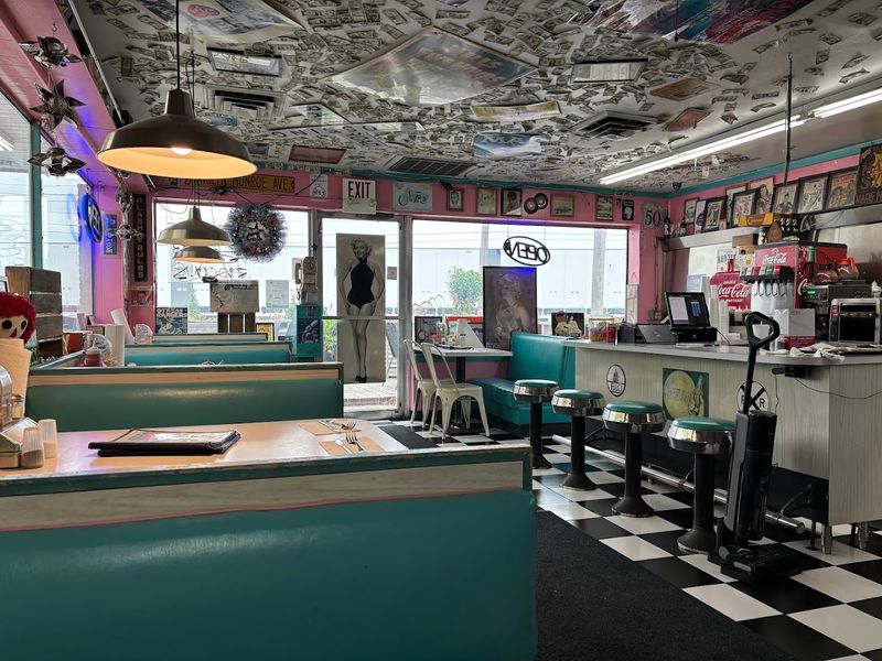 A Retro Atmosphere That Feels Straight Out Of A Time Machine