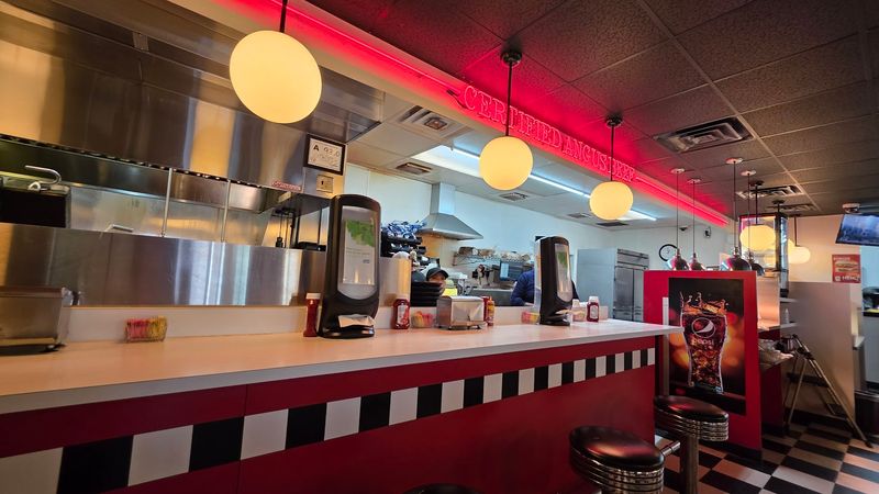 A Retro Diner Atmosphere That Feels Like Home A Retro Diner Atmosphere That Feels Like Home