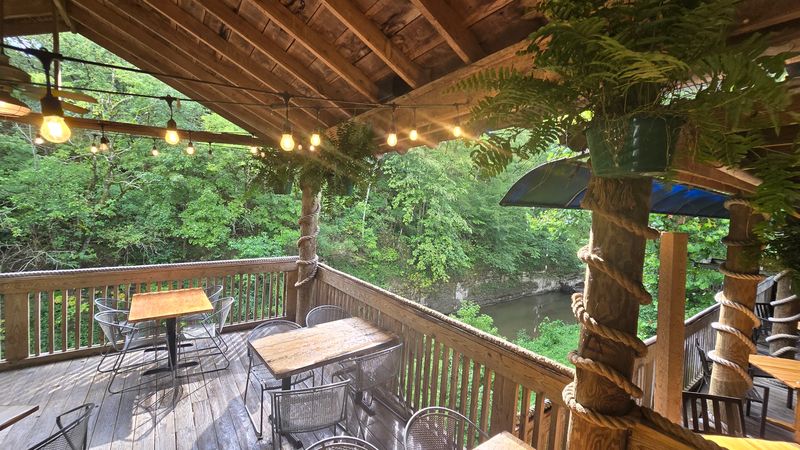 A Riverside Setting Unlike Any Other in Kentucky A Riverside Setting Unlike Any Other in Kentucky